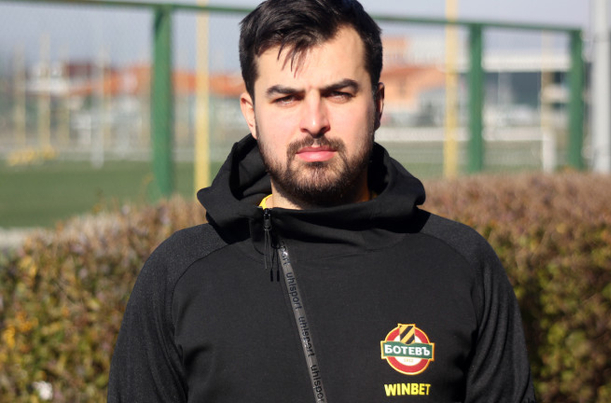 Отговарящият за изходящите трансфери в Ботев Пловдив и доскорошен помощник треньор