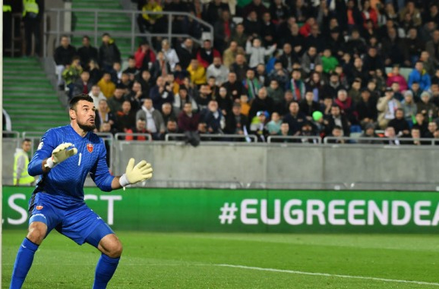 Черна гора се стяга за два решаващи мача в европейските