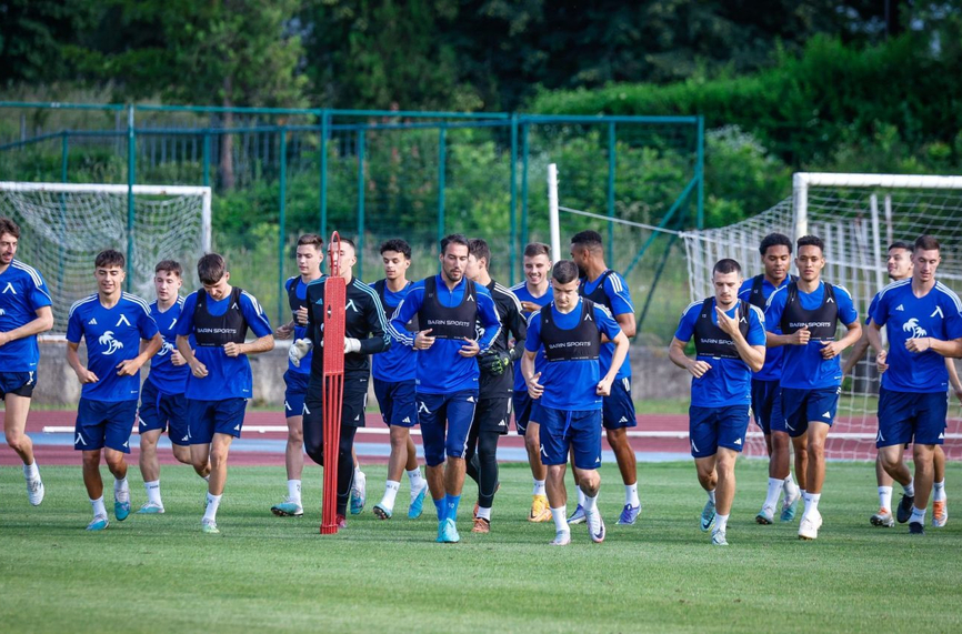 Представителният отбор на Левски ще проведе три тренировки до мача