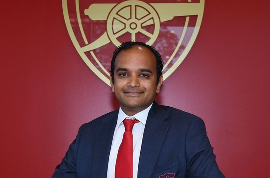 Изпълнителният директор на Арсенал Винаи Венкашетам ще напусне клуба, съобщава
