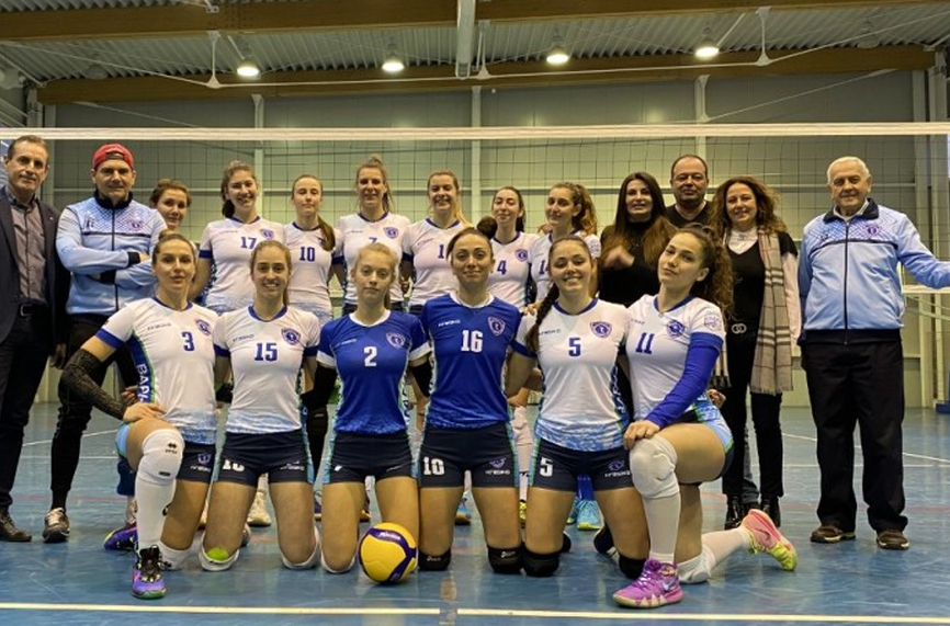 За трета поредна година тима на Варна ДКС организира волейболен