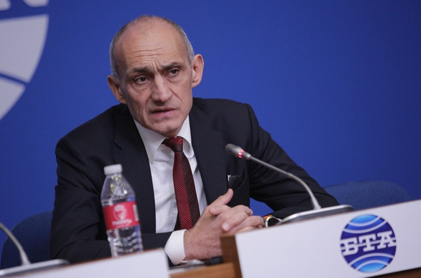 Председателят на Еврохолд България АД Асен Христов се оттегля