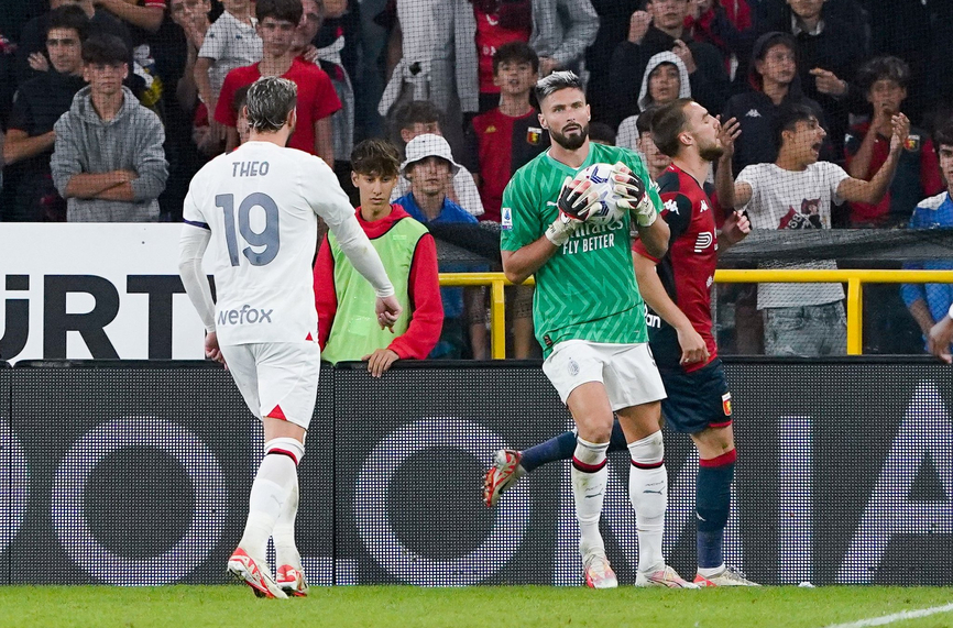 Нападателят на Милан Оливие Жиру попадна в отбора на седмицата
