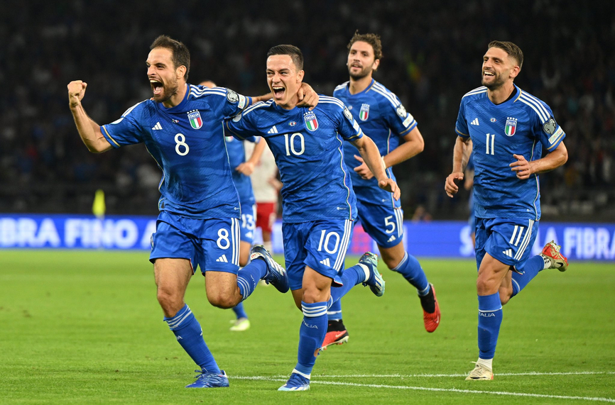 Джакомо Бонавентура влезе в историята на италианския национален отбор Халфът