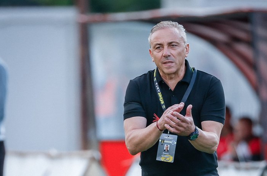 Треньорът на Черно море Илиан Илиев определи група от 21