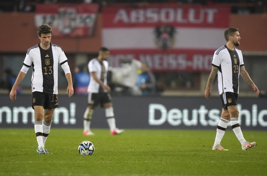 Националният отбор на Германия по футбол повтори антирекорда си по