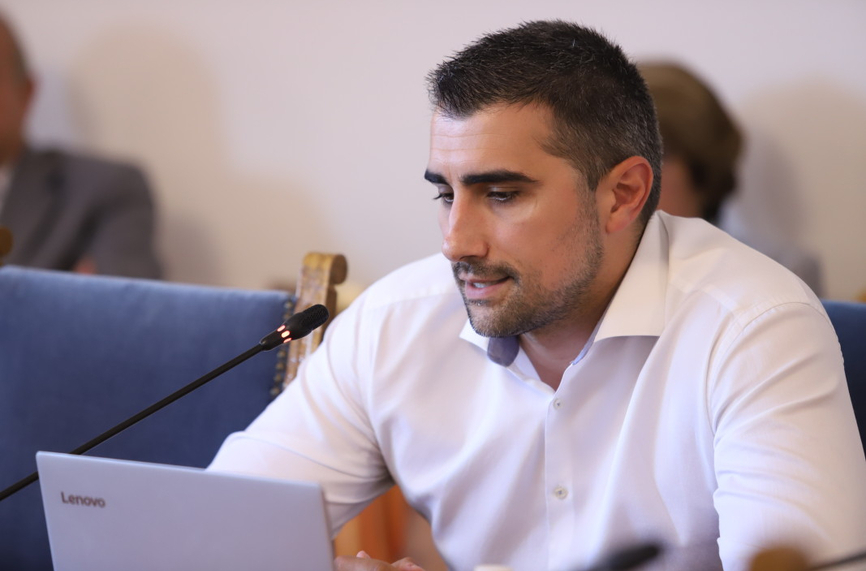 Новият кмет на Пазарджик Петър Куленски разкри че предишната градска