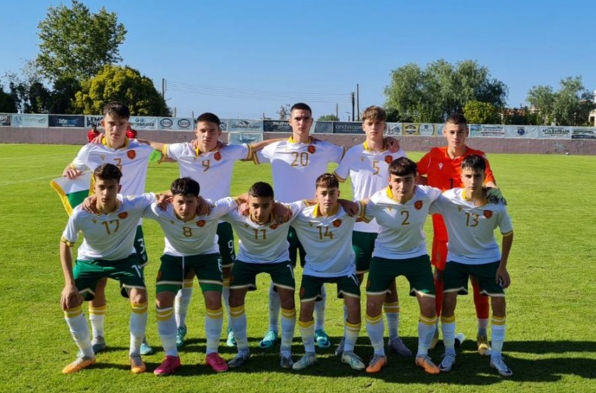 Юношеският национален отбор на България до 15 години се разправи