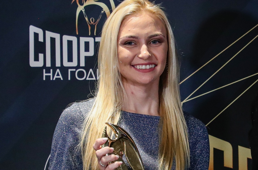 Най добрата българска състезателка на фехтовка Йоана Илиева мечтае да спечели