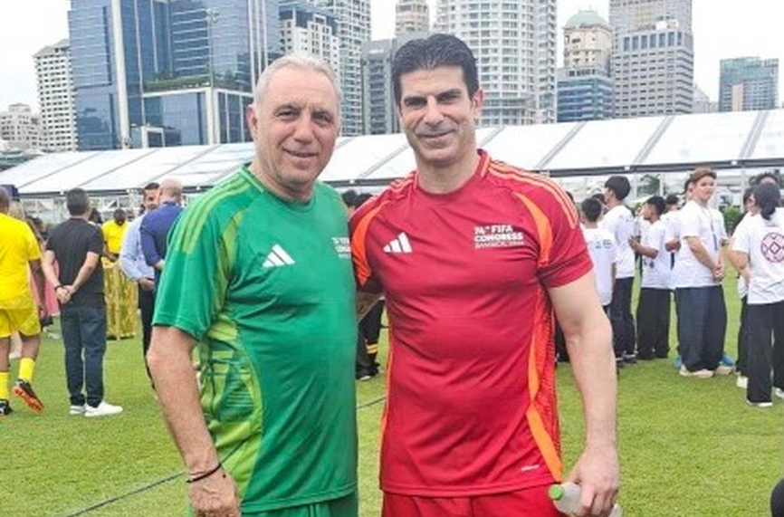 Георги Иванов и Стоичков премериха сили в уникален турнир на ФИФА