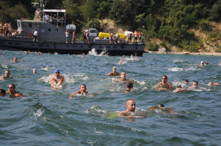 Първите вече се регистрираха за плувния маратон Галата-Варна