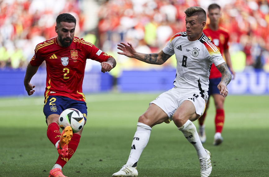 Испания остана без четирима за 1/2-финала