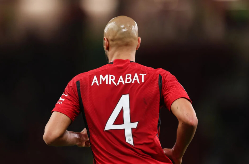 Амрабат може да се завърне в Юнайтед