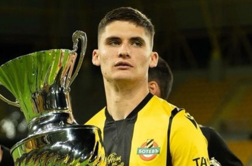 Ботев Пловдив продава юноша в отбор от Серия А, играещ Шампионска лига