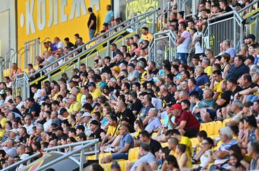 Ботев Пловдив с жест към феновете, закупили си билет за мача с Марибор