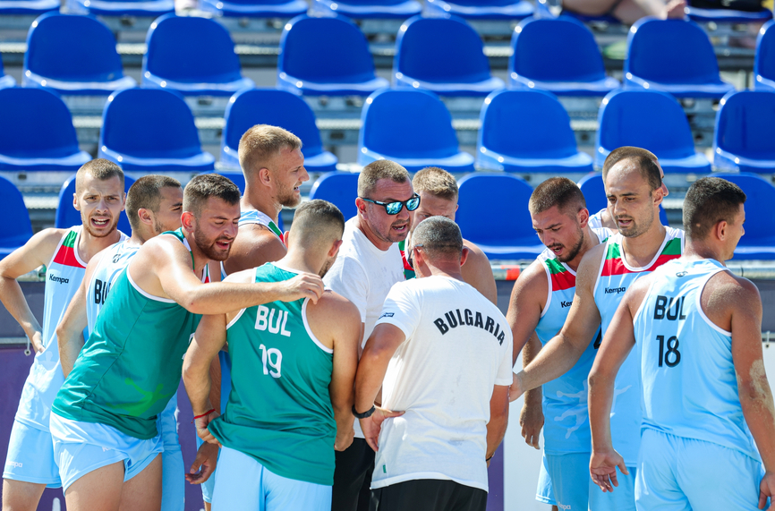 Мъжете разбиха Малта на Европейските квалификации по плажен хандбал във Варна