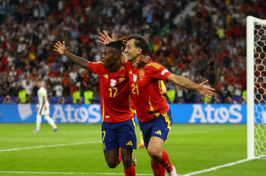 НА ВЪРХА! Испания удари Англия с 2:1 (ВИДЕО)