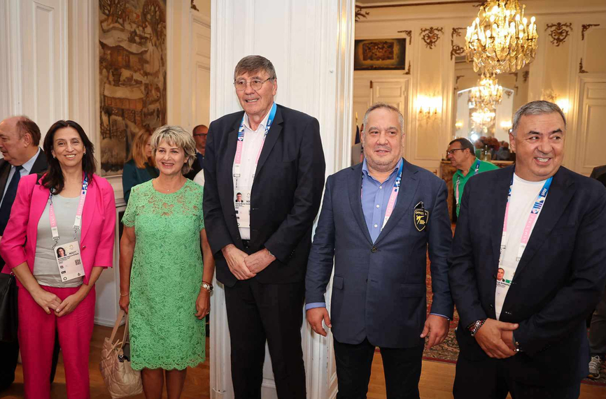 Министър Глушков: Българските олимпийци да са спокойни и концентрирани