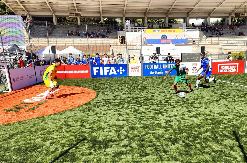 "Отбор на надеждата" се завърна на върха в група А на Homeless World Cup