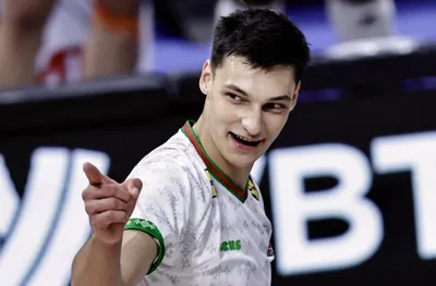 Александър Николов отбеляза 21 точки, но Кучине Лубе загуби