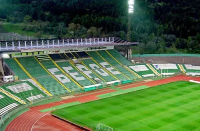 Берое сменя терена на стадиона